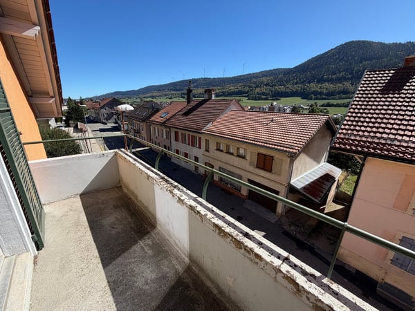 Charmant appartement de 3 pièces avec balcon à Vallorbe 2