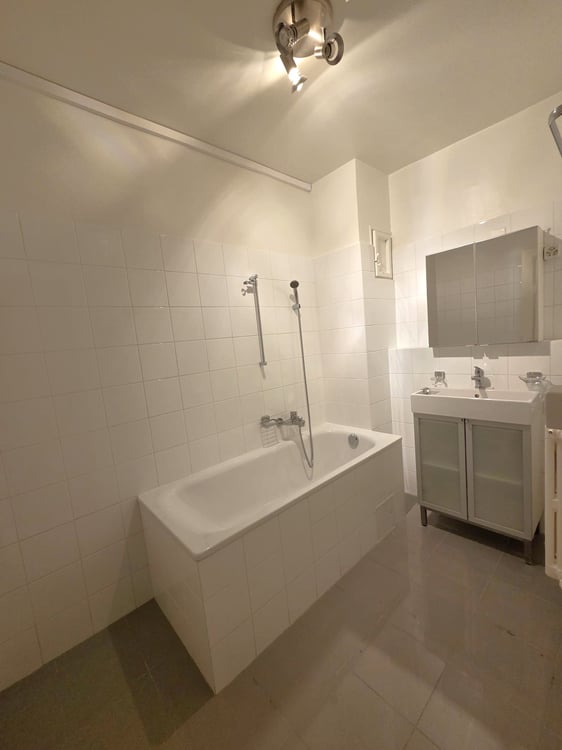 Appartement de 1 pièces avec balcons à la Servette 5