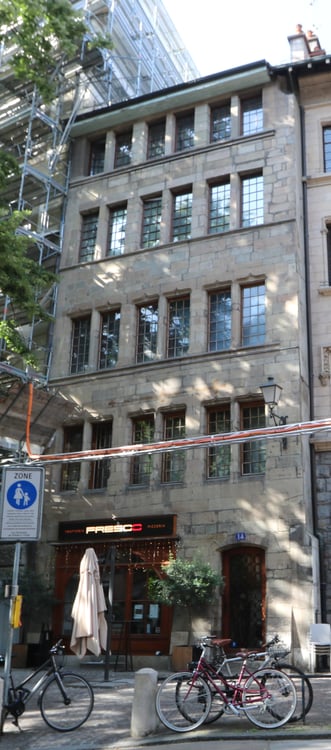 Appartement de 3 pièces en Vieille-Ville 2