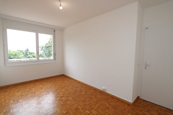 Appartement de 6,5 pièces avec 2 loggias à Versoix 7