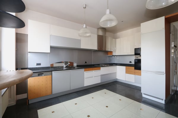 Appartement de 8 pièces dans le quartier des Tranchées 5