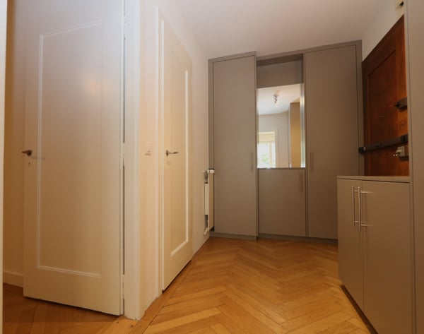 Appartement de 2,5 pièces avec balcon à Champel-Florissant 8