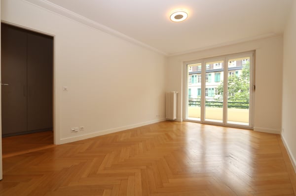Appartement de 2,5 pièces avec balcon à Champel-Florissant 2