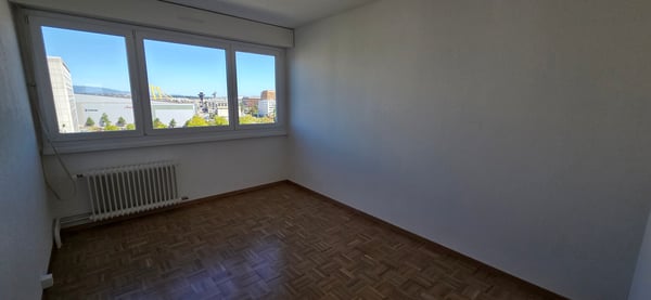 Appartement traversant de 3 pièces avec Loggia 9