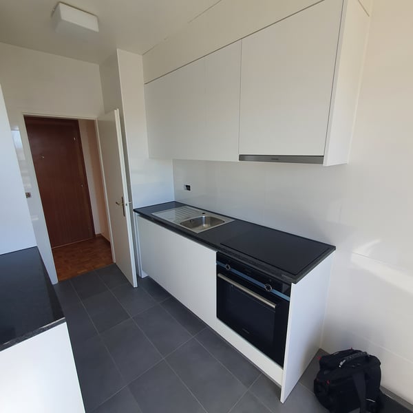 Appartement de 2 pièces avec balcon à Plainpalais 4