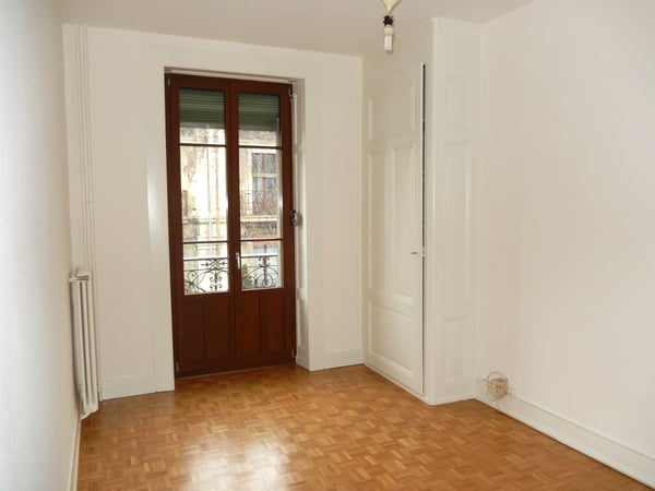 Appartement de 3,5 pièces à Plainpalais 2