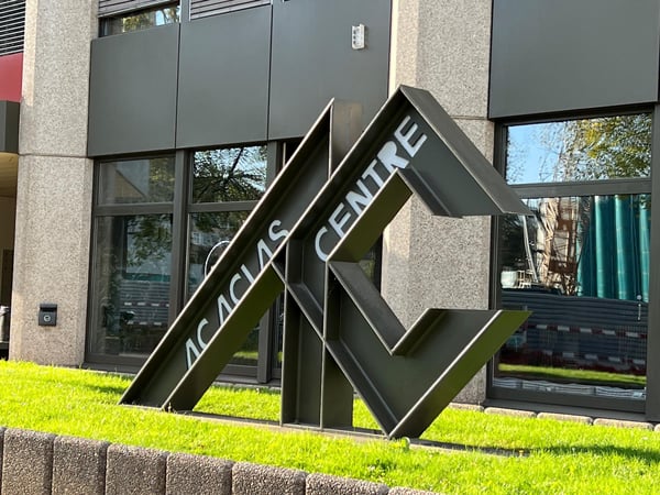 GRAND DEPÔT EN SOUS-SOL A LOUER AU QUARTIER DE L'ETOILE 1