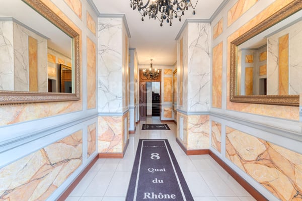 Quai du Rhône. Bureaux haut standing avec fibre, parkings et balcons. Parkings disponibles. 7