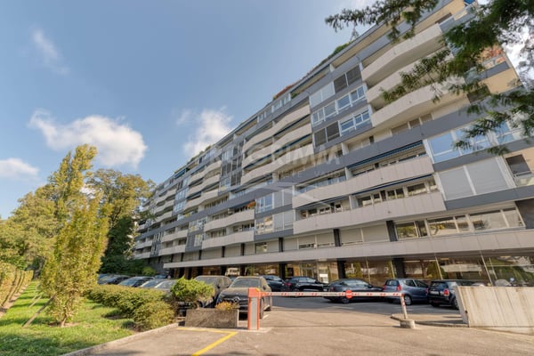 Appartement - 200m2 - 3 chambres - Box + Terrasse 18