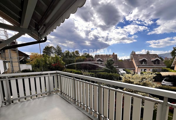 Nouveau - A rénover - Appartement de 4 pièces/144m2 avec grand balcon 8m2 - Cave + parking en sous-sol 1