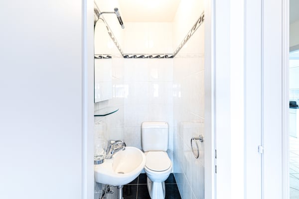 Grand appartement avec vue sur le lac et à deux pas des commodités ! 10