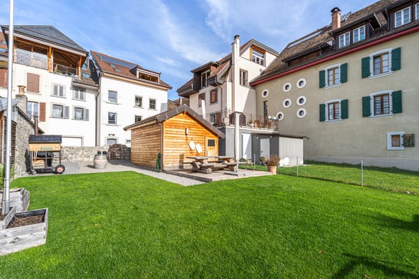Le charme du bourg et le confort du moderne au centre du village 2