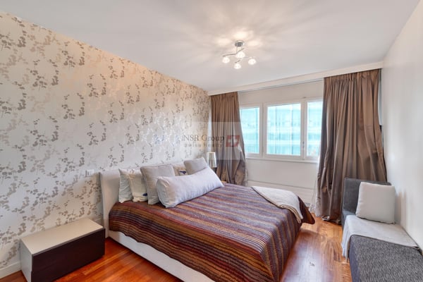 Magnifique appartement en attique en duplex à Malagnou 5
