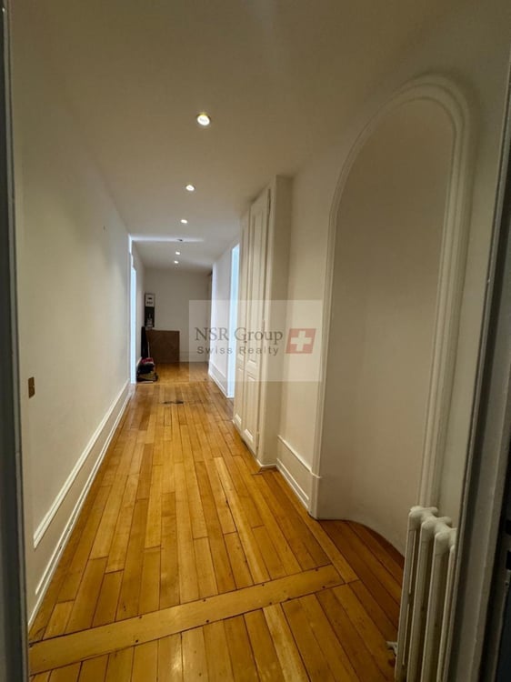 À LOUER ? SUPERBE APPARTEMENT DE 5 PIÈCES AU BOULEVARD HELVÉTIQUE 1