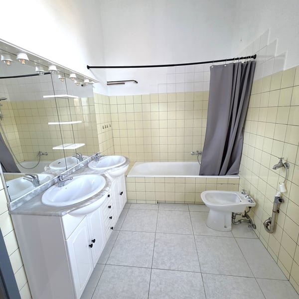 Spacieux et lumineux F1 de 140,36m² 5