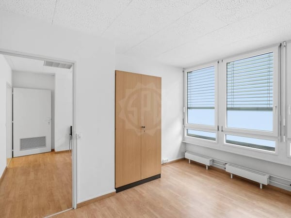 Bureaux spacieux - Genève 9