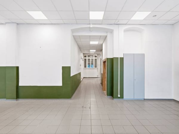 Arcade spacieuse - Genève 4