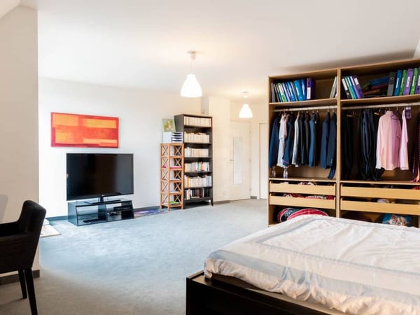 Charmant appartement - NYON 8