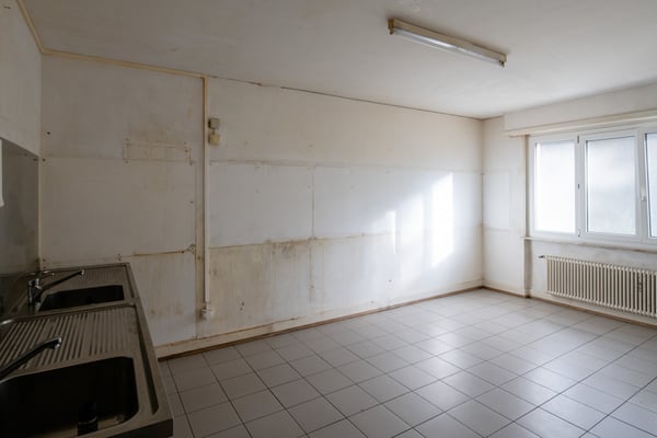 Magnifique grand local de 140 m2 à louer 5