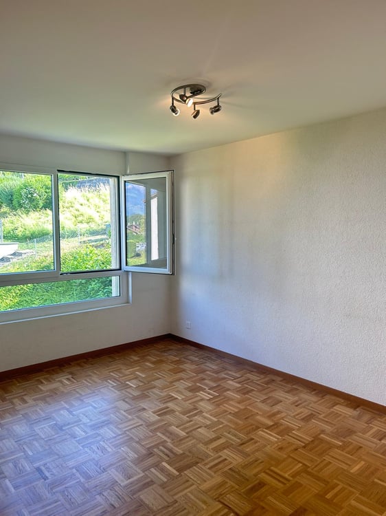 Charmant appartement de 4.5 pièces à Ollon 2