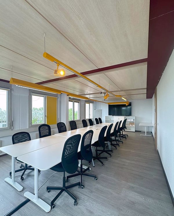 Bureaux lumineux à Morges 6