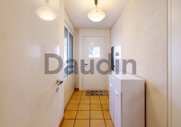 Duplex de 6 pièces en rez-de-jardin au coeur de la campagne genevoise 5