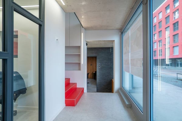 vendre : Lumineuse arcade de 180 m² sur plusieurs niveaux, déjà louée                                                                     idéale pour investissement 6