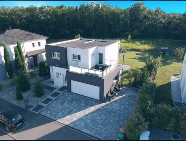 A 8 minutes de Bâle en France: Maison 2016, 200m2 Chauffés sur 880m2 terrain 38