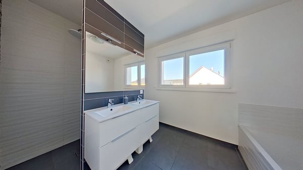 A 8 minutes de Bâle en France: Maison 2016, 200m2 Chauffés sur 880m2 terrain 23