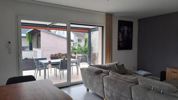 Maison moderne de 5 pièces avec piscine à Village Neuf 6