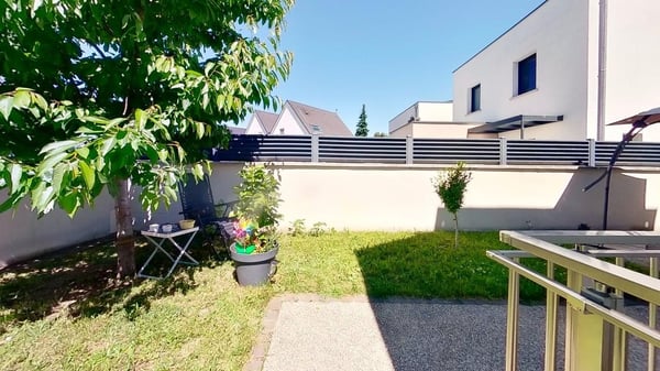 Modernes Einfamilienhaus in ruhiger Lage von Kembs 24