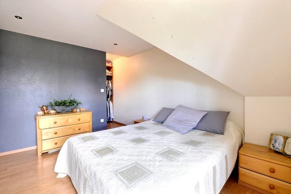 Attraktives 5-Zimmer-Haus in Village-Neuf 2