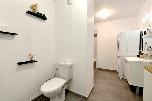 Wunderschöne 3-Zimmer-Wohnung mit 74 m², Garage und Gartenanteil 10