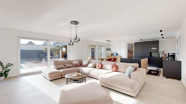 Modern 6-Room Villa with Pool in Folgensbourg 5