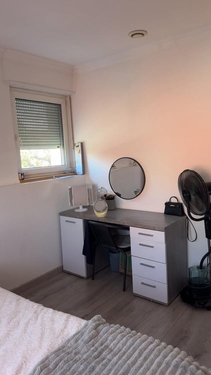 * : Furnished detached house 160 m² – 5 bedrooms – Garden – Garages – Saint-Louis 15