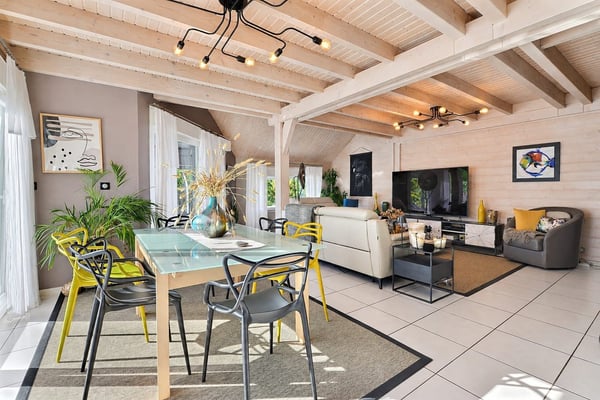 Contemporary 160 m² chalet on 1.56 hectares of land with equestrian facilities 39
