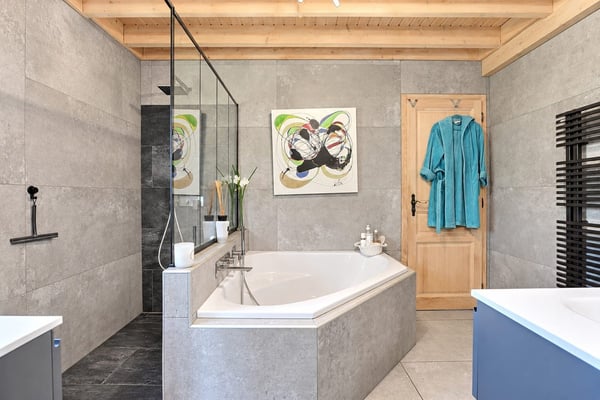 Contemporary 160 m² chalet on 1.56 hectares of land with equestrian facilities 35