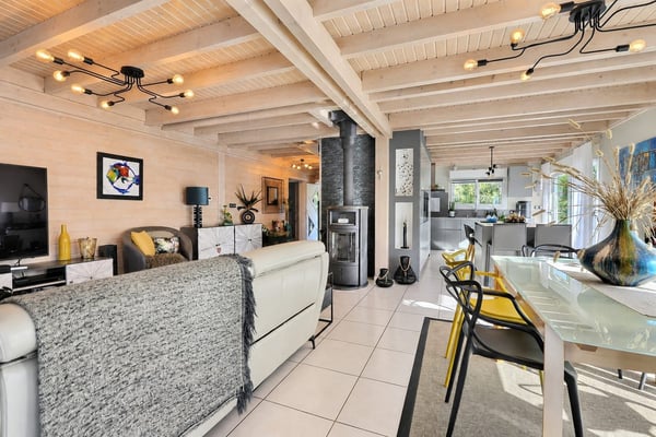 Contemporary 160 m² chalet on 1.56 hectares of land with equestrian facilities 23