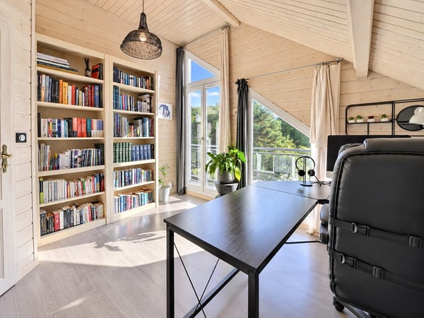 Contemporary 160 m² chalet on 1.56 hectares of land with equestrian facilities 29