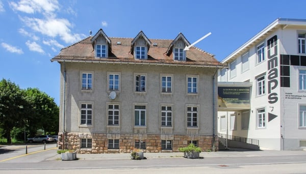 Spacieux appartement PPE de 5.5 pièces à rénover Au coeur de Ste-Croix 2