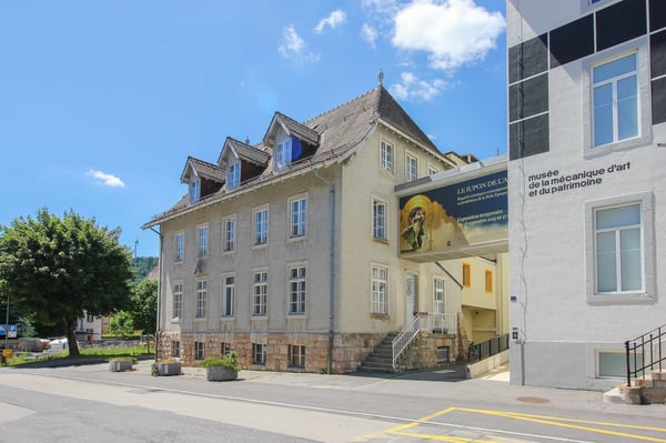 Spacieux appartement PPE de 5.5 pièces à rénover Au coeur de Ste-Croix 3