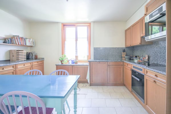 Spacieux appartement PPE de 4.5 pces de 110 m2 avec balcon 10