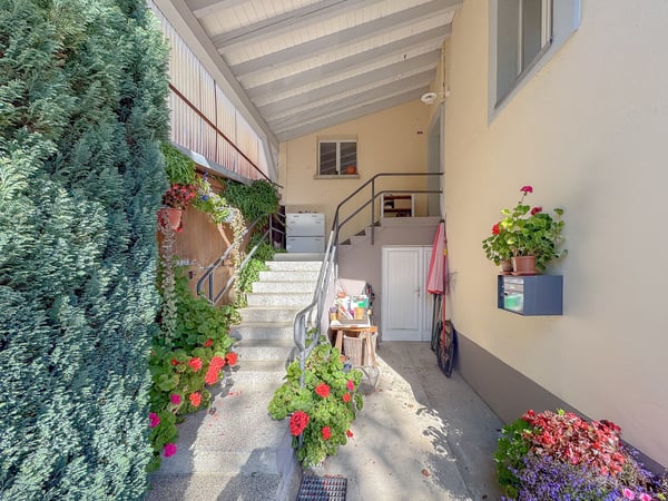 Maison d'un logement avec garage Grand volumes et potentiel d'agrand. 8
