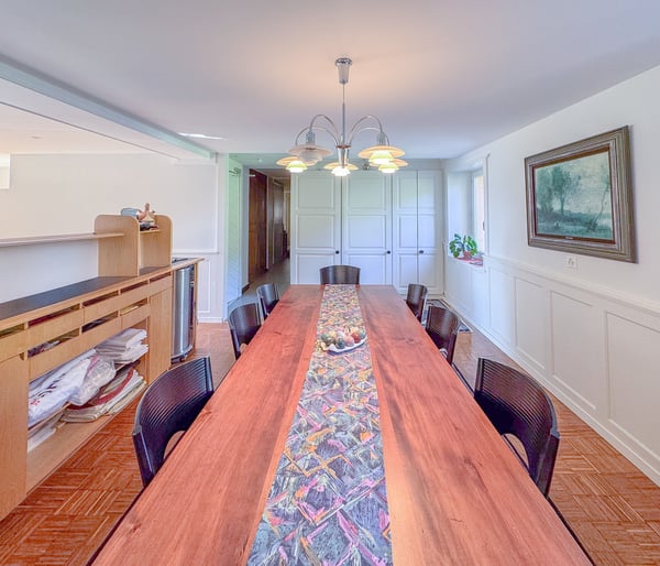 Maison d'un logement avec garage Grand volumes et potentiel d'agrand. 11