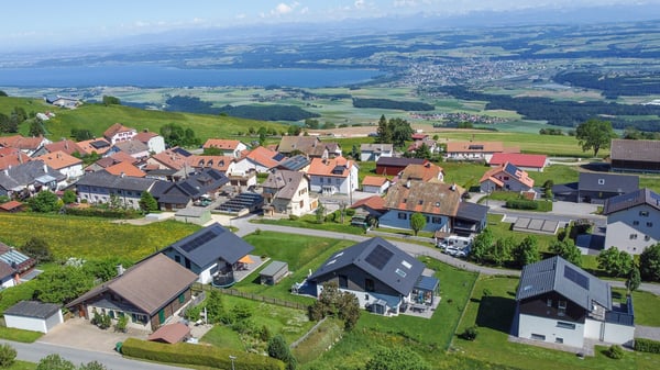 Maison mitoyenne de 5.5 pces avec véranda, garage et couvert 2