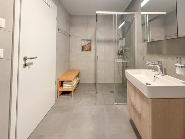 Appartement de 2.5 pces au rez-de-chaussée Grand jardin et terrasse 9