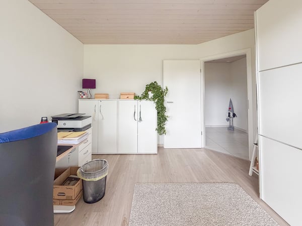 Magnifique maison individuelle de 3.5 pièces, double garage et jardin 13