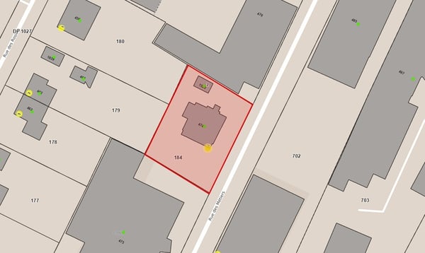 Maison locative de 4 logements et 1 garage au centre de Ste-Croix 3