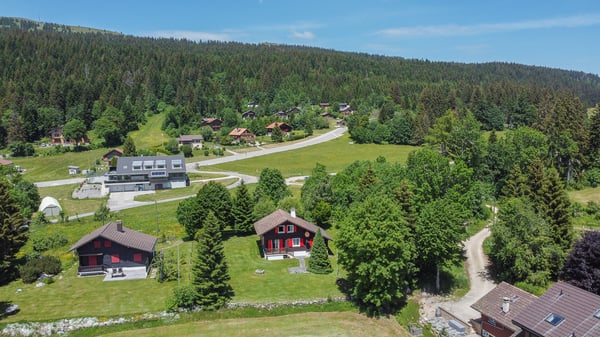 Chalet de 4 pces sur grand terrain de 3'316 m2 Vue imprenable 5