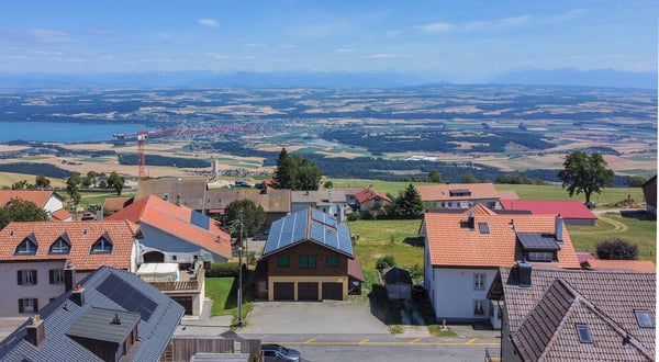 Maison de 2 logements avec droit d'habitation et 3 garages 2